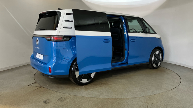 Volkswagen ID. Buzz 210kW Style Pro 79kWh 5dr Auto Electric Estate - Image 44